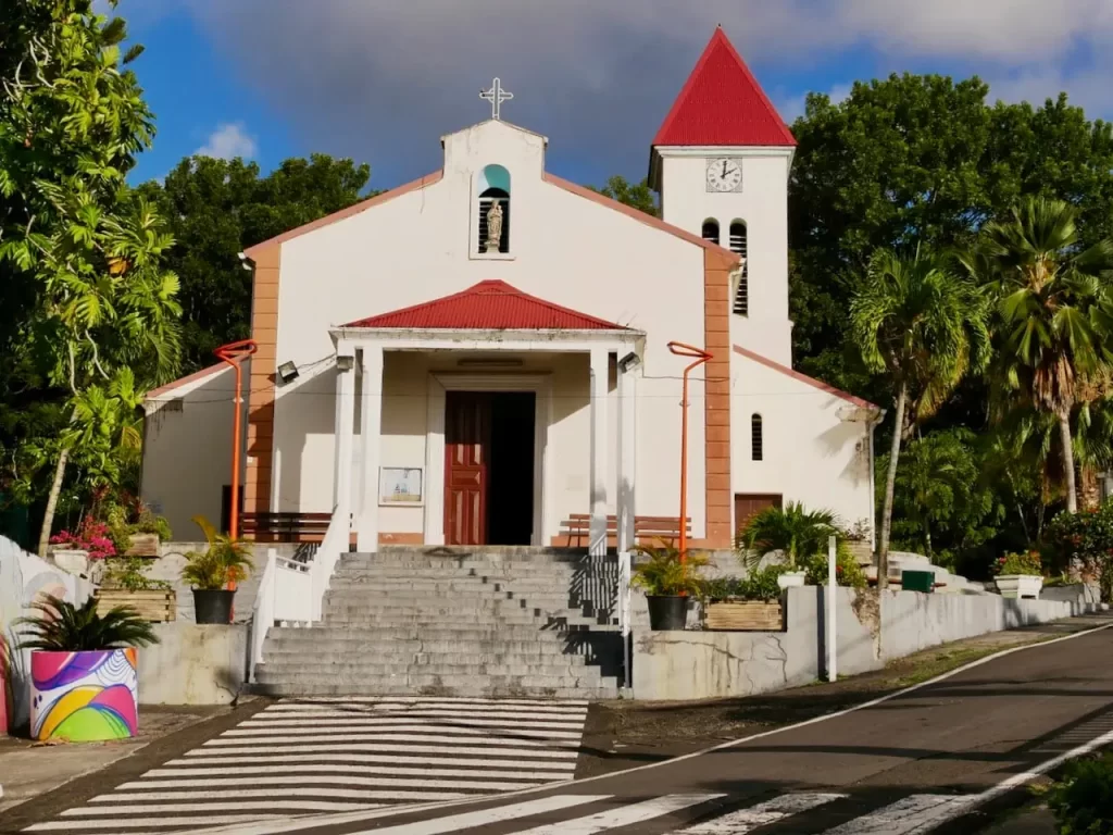 Saint Marie Death in Paradise kerk Deshaies