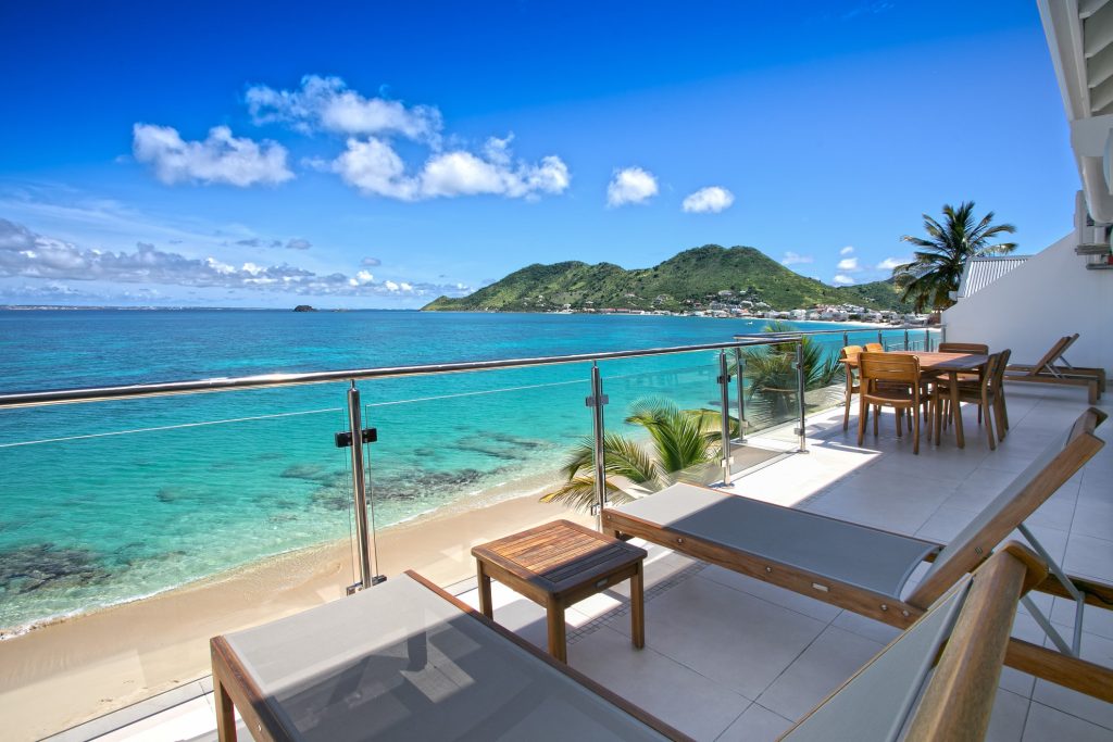 Bleu Emeraude two bedroom large terrace Grand Case Saint Martin