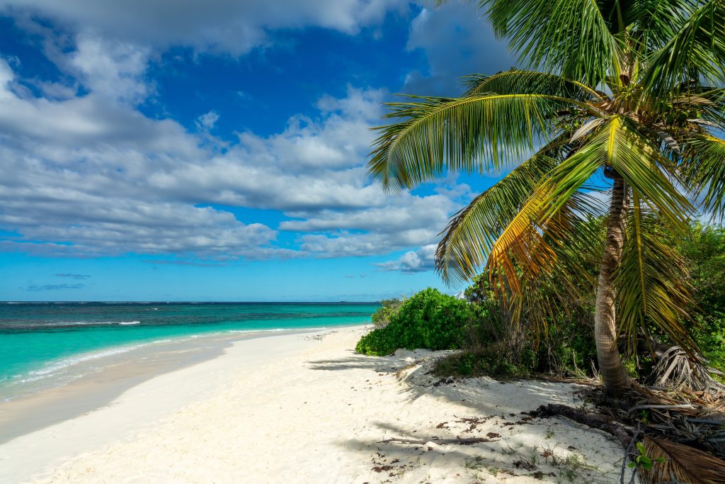 Shoal Bay op Anguilla mooiste strand van de Caribbean